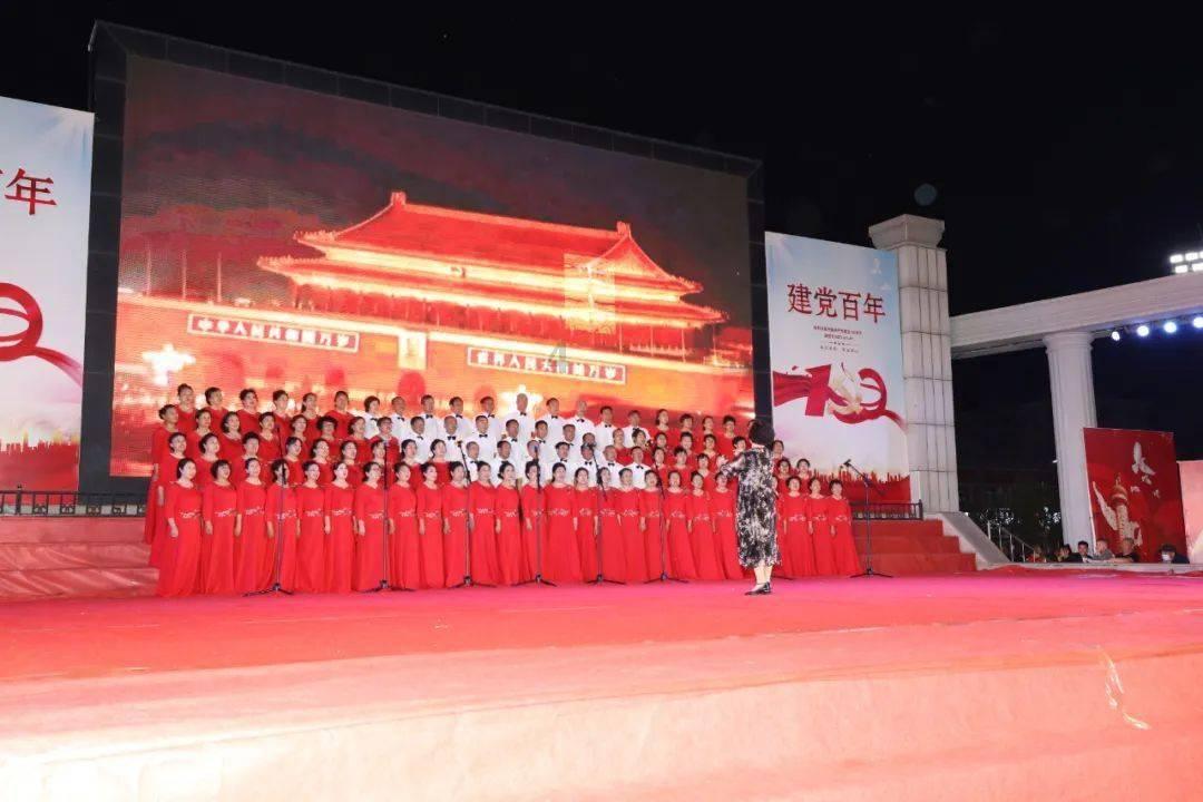 国产纯电MINI实车现身，长超3米8+无框车门
